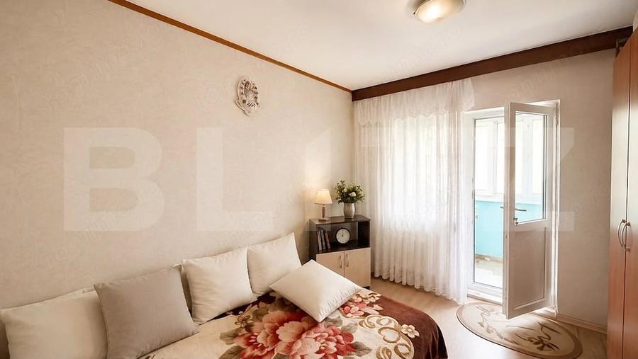 Apartament cu 4 camere decomandat în 1 Mai