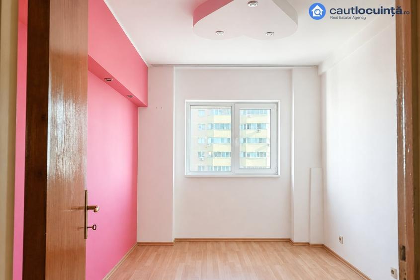 Apartament cu 3 camere în Pantelimon