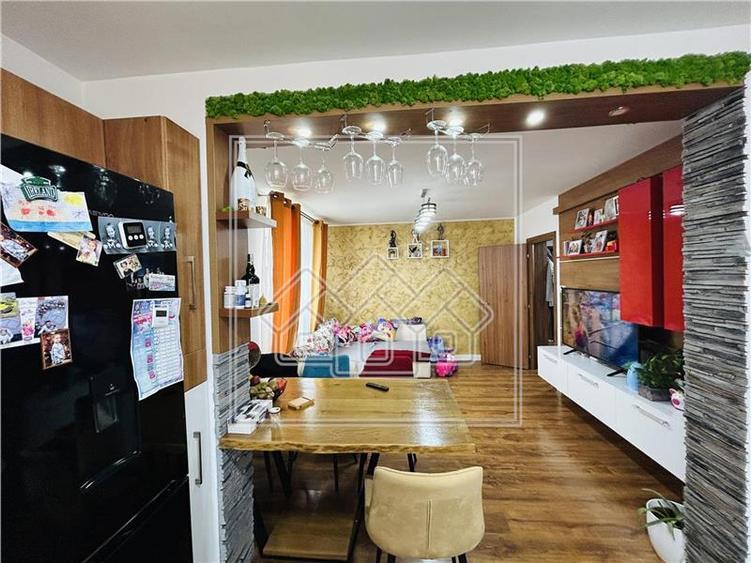 Apartament cu 3 camere nedecomandat în Arhitecților - Calea Cisnădiei