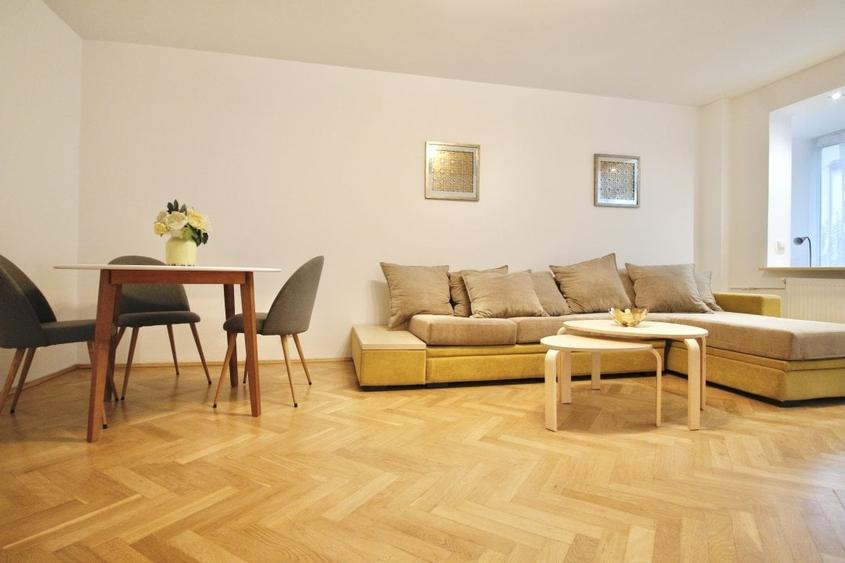 Apartament cu 2 camere decomandat, mobilat în Cișmigiu
