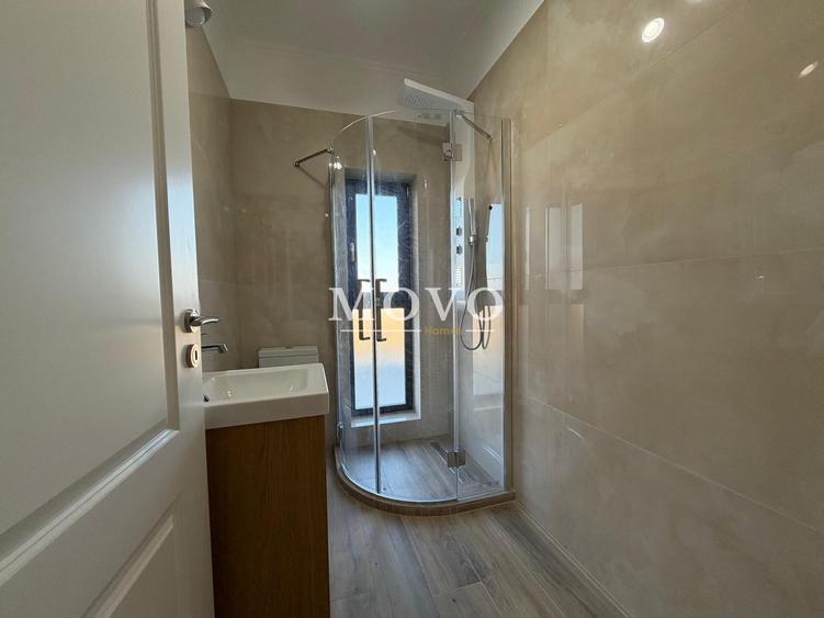 Duplex cu 4 camere cu Canalizare în Covaci