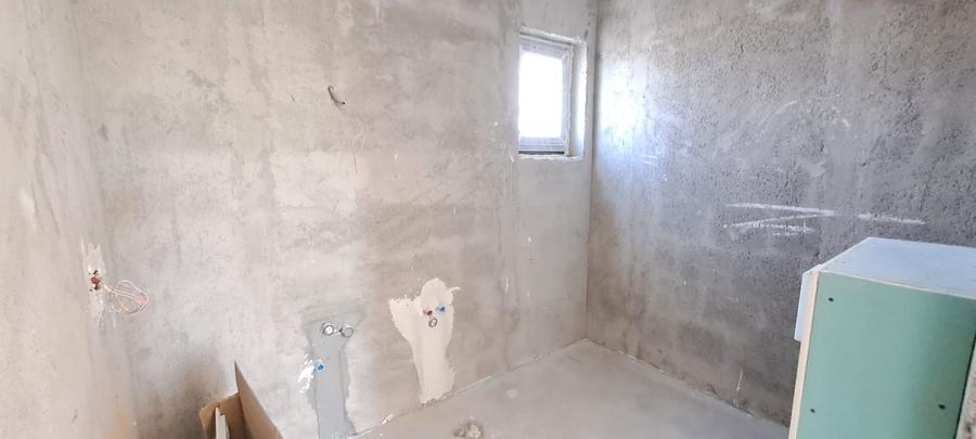 Casă individuală cu 4 camere cu Canalizare în Dragomirești-Vale