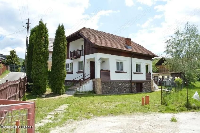 Casă cu Teren 600 Mp în Nucșoara