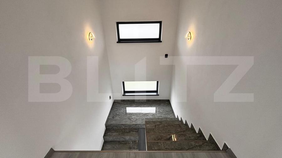 Casă individuală cu 4 camere cu Canalizare în Exterior Nord