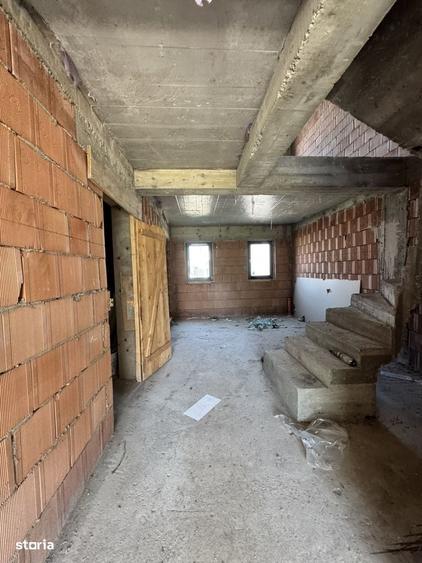 Casa cu 4 camere in Stupini - 5