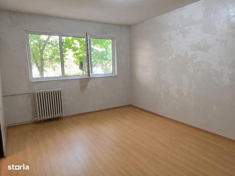 Malu Rosu(Rasnovenilor),apartament 2 camere,parter/4,de vanzare - 3
