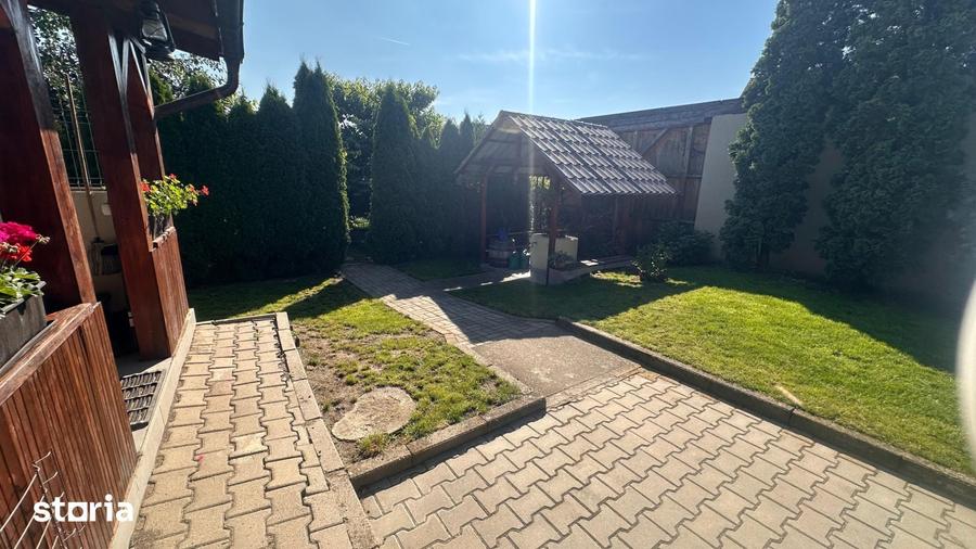 Casă cu Teren 636 Mp în Lazaret