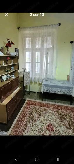 Casă cu 3 camere cu Teren 300 Mp în Central