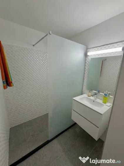 Garsonieră decomandată în Brazda lui Novac