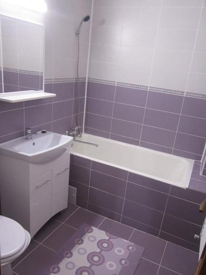 Apartament cu 2 camere decomandat în Cornișa
