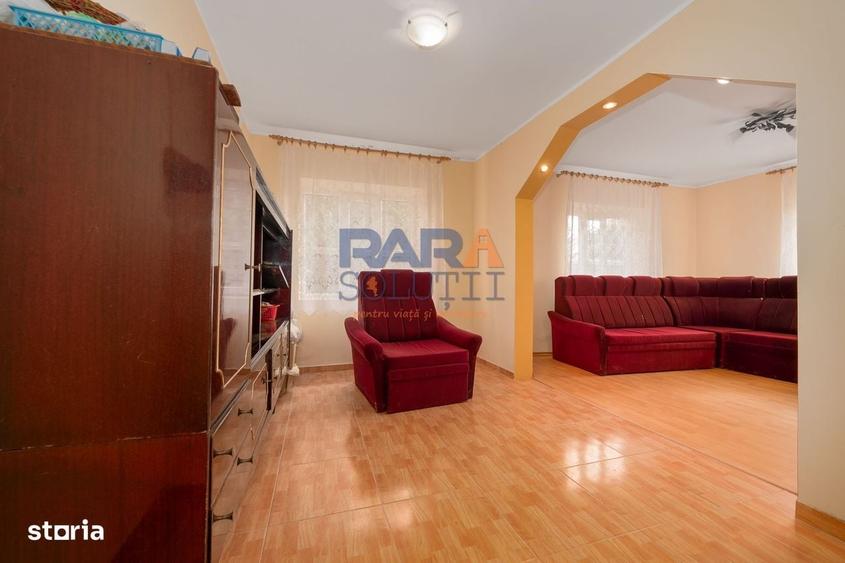 Casă cu 3 camere în Secu