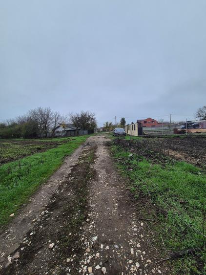 Teren Construcții intravilan de 1200 mp, în Pasărea