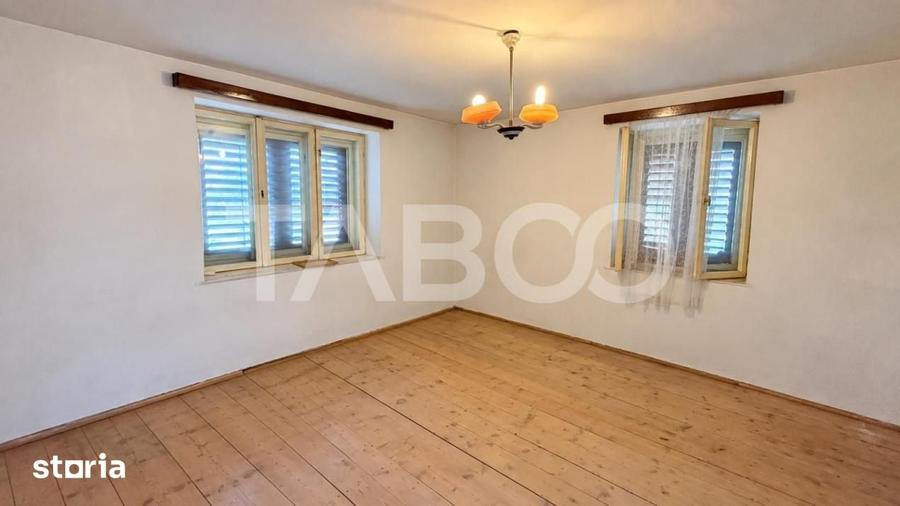 Casă cu 3 camere cu Teren 124 Mp în Slimnic
