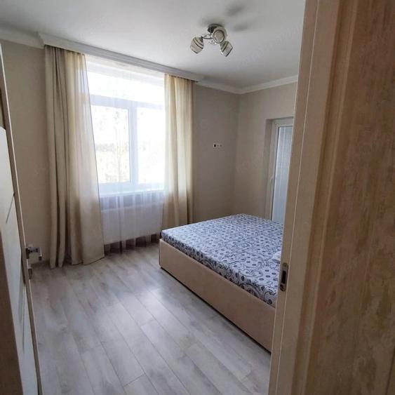 Apartament cu 2 camere decomandat în Drumul Sării