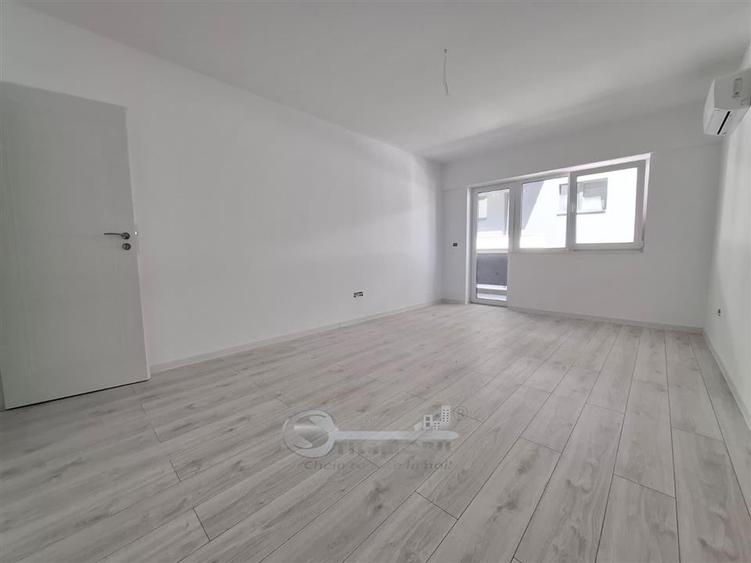 Garsonieră decomandată în Galata