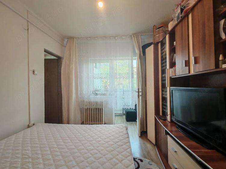 Apartament cu 2 camere decomandat în Decebal
