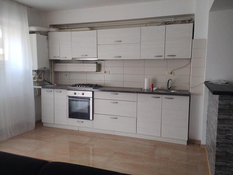 Apartament cu 2 camere decomandat în Tomis Nord