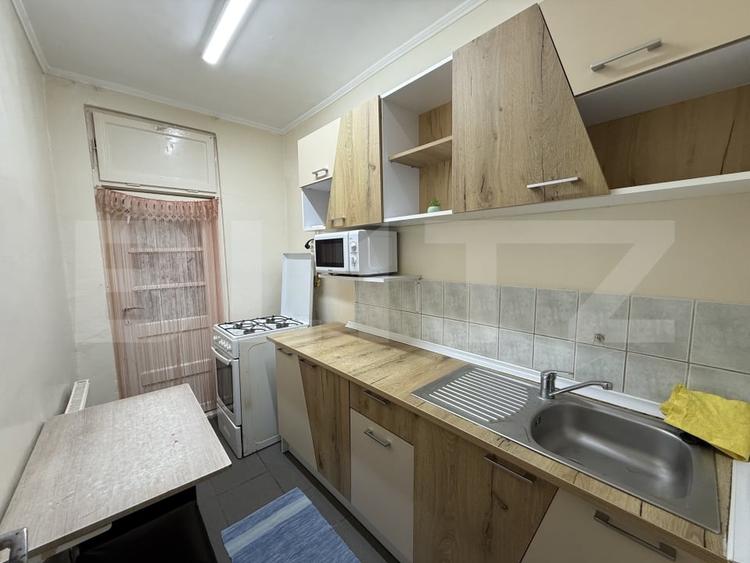 Apartament cu 2 camere semidecomandat, mobilat în Carpați 1