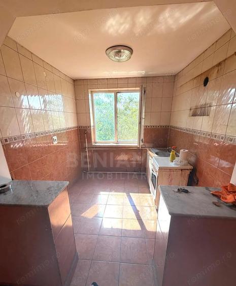 Apartament cu 2 camere semidecomandat în George Enescu