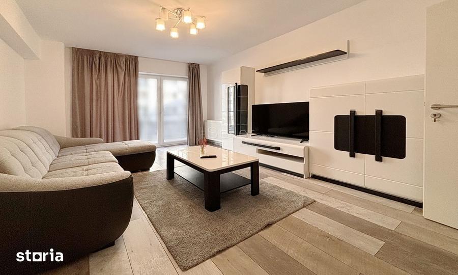 Apartament cu 3 camere, mobilat în Tractorul