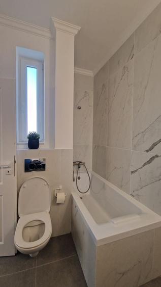 Apartament cu 3 camere decomandat în Ultracentral