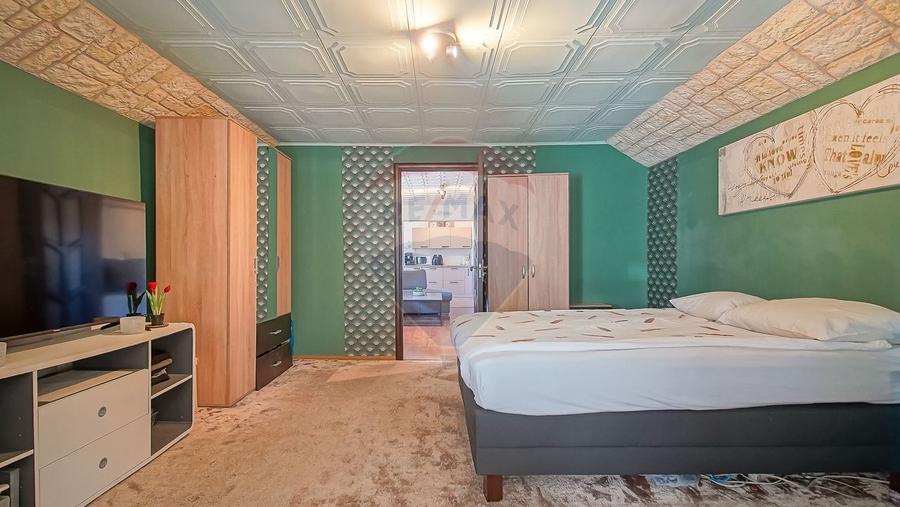 Oportunitate: Casă 6 camere (3 camere spațiu comercial+etaj locuință) - 4