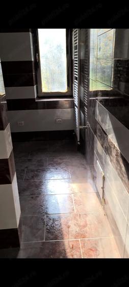 Casă cu 7 camere cu Teren 822 Mp în Măru