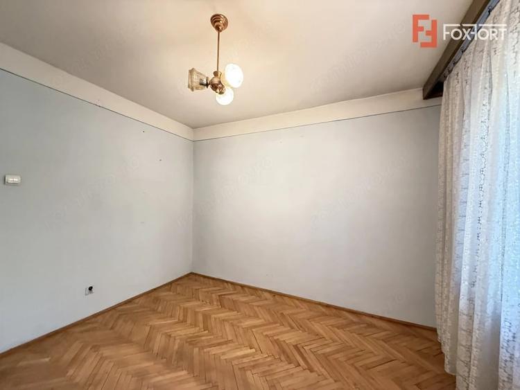 Apartament cu 3 camere semidecomandat în Circumvalațiunii