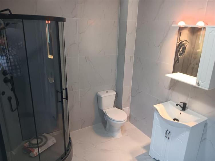 Duplex cu 4 camere cu Canalizare în Miroslava