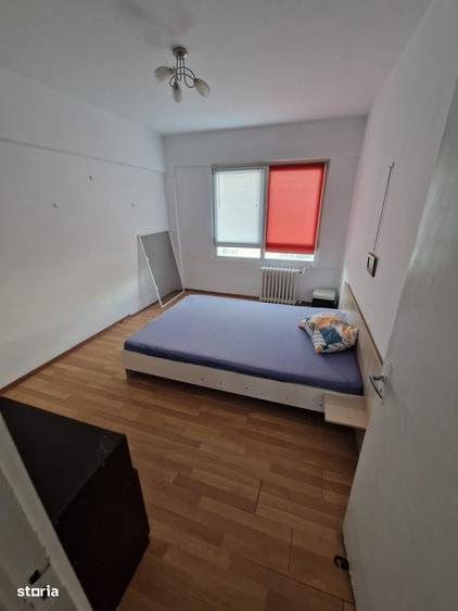 Apartament cu 4 camere decomandat în Militari