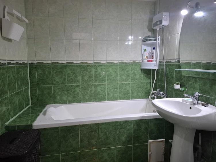 Apartament cu 2 camere decomandat în Rahova