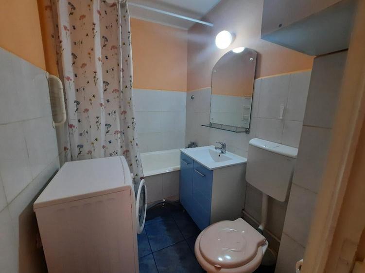 Apartament cu 2 camere semidecomandat, mobilat în Cantemir