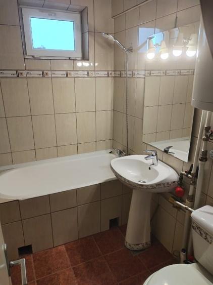 Apartament cu 2 camere decomandat, mobilat în Ultracentral
