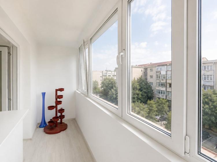 Apartament cu 2 camere semidecomandat, mobilat în Colentina