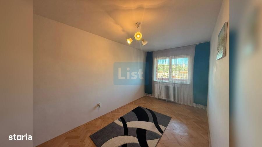 Apartament cu 3 camere semidecomandat în Mănăștur
