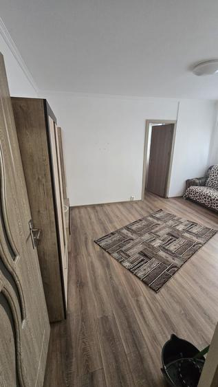 Apartament cu 3 camere decomandat în Nord