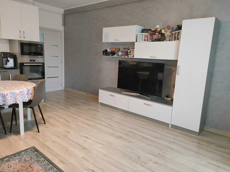 Apartament cu 2 camere decomandat în Valea Lupului