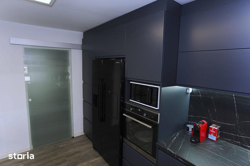 Apartament cu 4 camere în Central