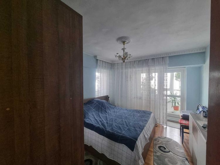 Apartament cu 2 camere decomandat în Unirii