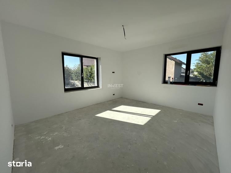 Casă cu 5 camere cu Teren 333 Mp în Rediu