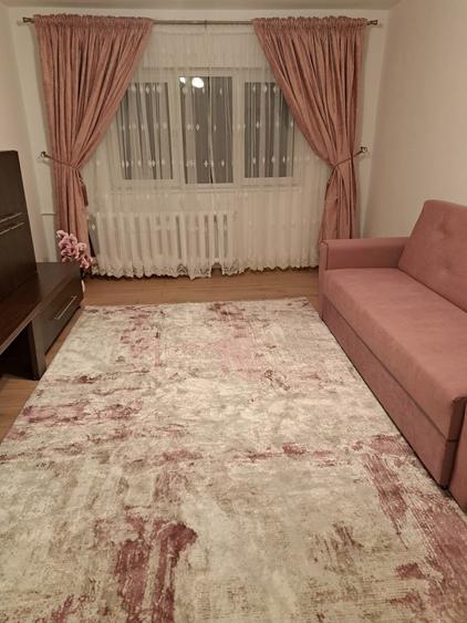Apartament cu 2 camere decomandat în Colentina