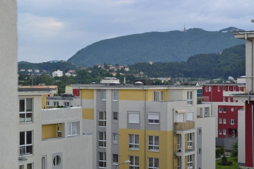 Apartament cu 2 camere decomandat, mobilat în Avantgarden