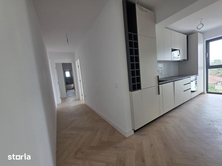 Apartament cu 4 camere în Central