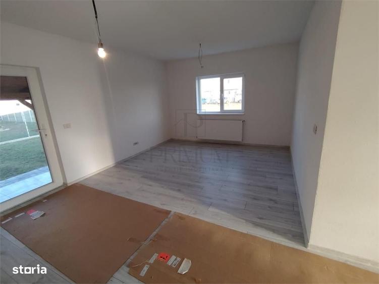 Casă cu 4 camere în Central