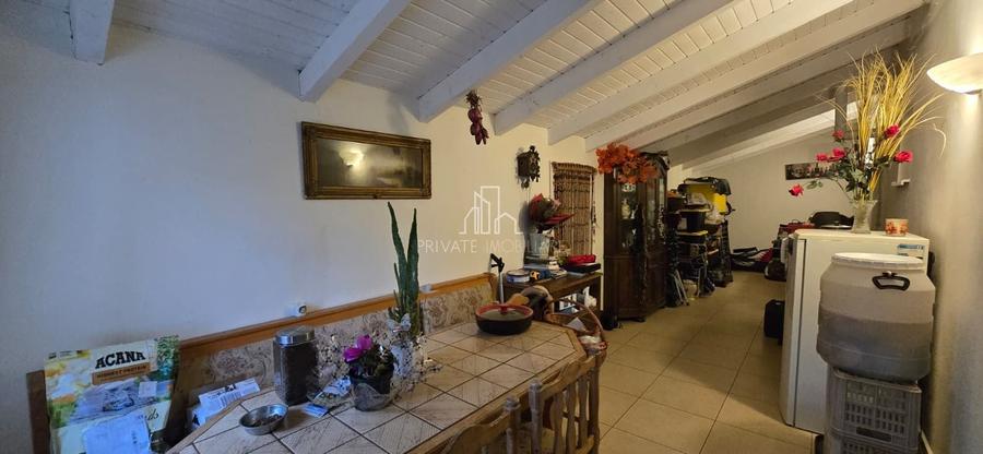 Casă individuală cu 7 camere cu Canalizare în Hetiur