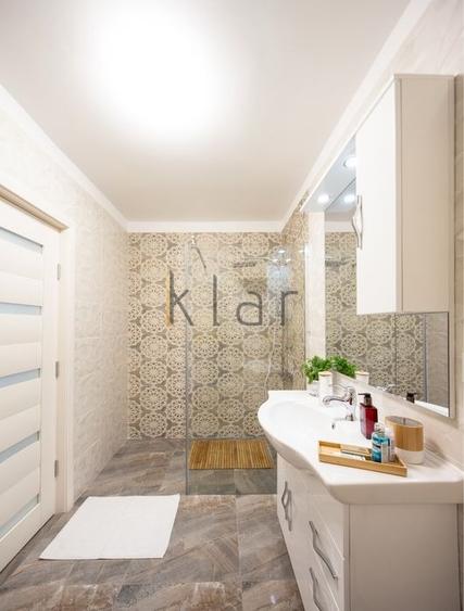 Apartament cu 2 camere semidecomandat, mobilat în Central