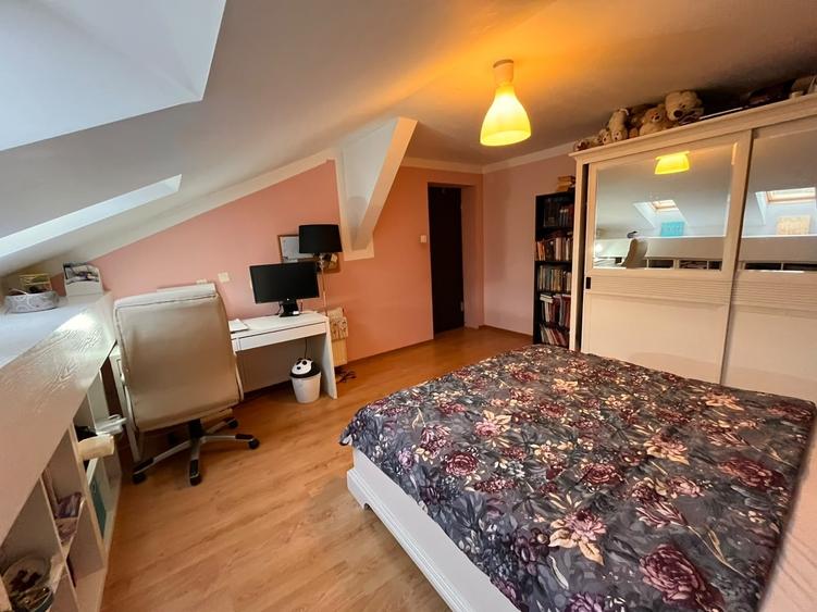 Apartament cu 3 camere decomandat în Ultracentral