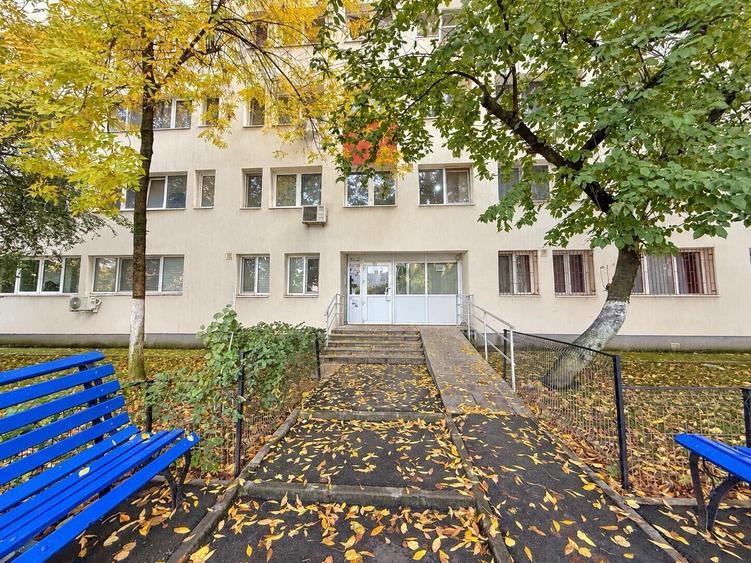 Apartament cu 2 camere semidecomandat, mobilat în Alexandru Obregia