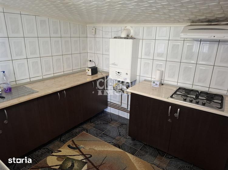 Casă cu 5 camere cu Teren 1159 Mp în Gura Șuții