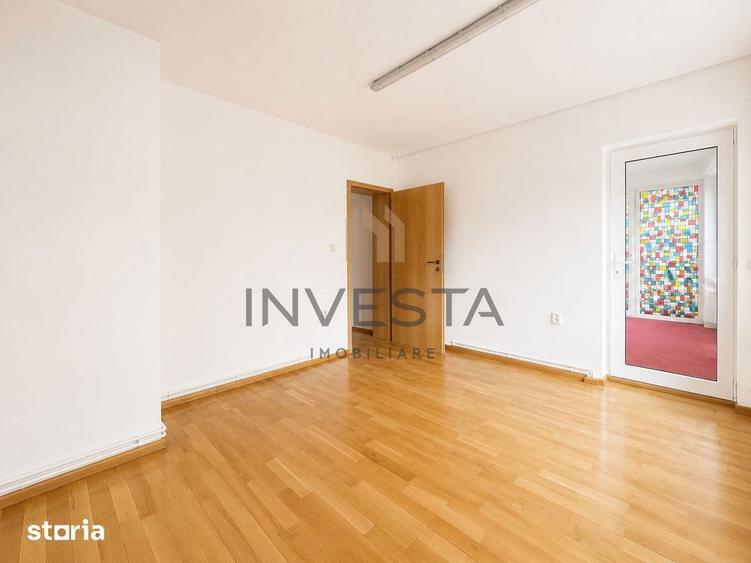 Vila spatioasa cu 15 camere de inchiriat in zona Andrei Muresanu - 10